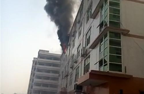 1479712395755276.png 窗戶.png