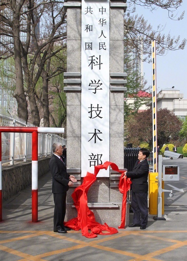 1523434261199660.jpg 111.jpg