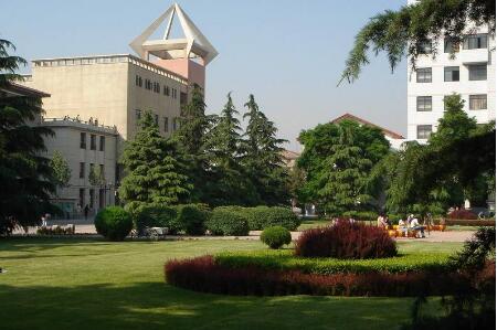 甘肅最大的風能利用、風工程綜合實驗室建成使用 甘肅最大的風能利用、風工程綜合實驗室建成使用