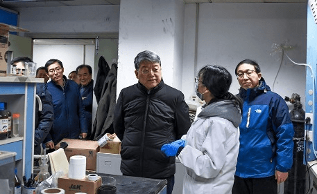 黨校委書記郭新立督導檢查實驗室安全工作 黨校委書記郭新立督導檢查實驗室安全工作